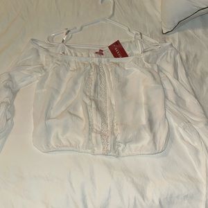 Guess off the shoulder